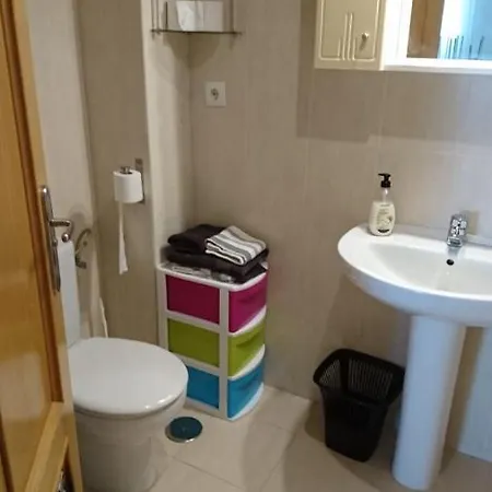 R2R - Apartamento Val De San Vicente - C20A02 *